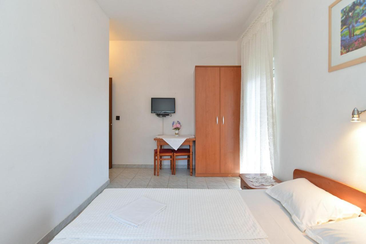 Apartment Bozo 1631 Fažana エクステリア 写真