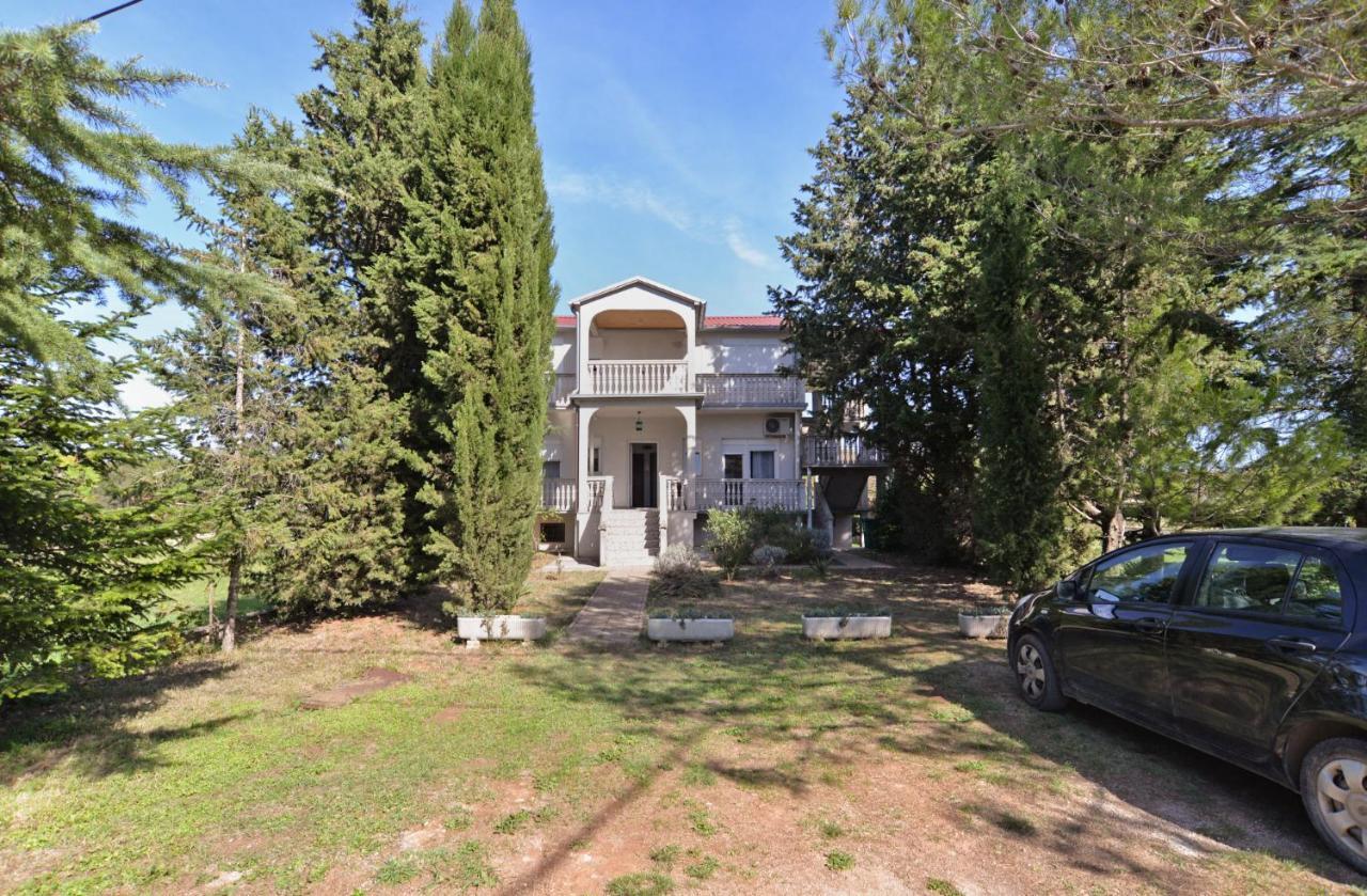 Apartment Bozo 1631 Fažana エクステリア 写真